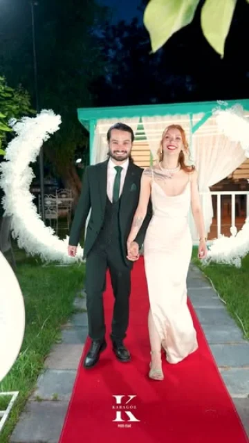 Kır Davet Bahçesi — Video